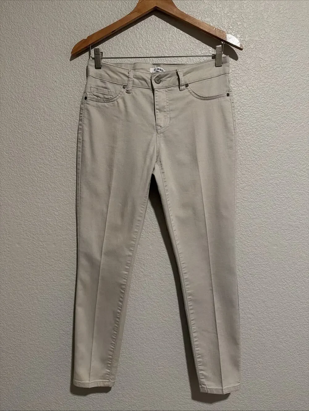 D.Jeans Mid Rise Skinny Ankle Pants Coastal Cottage Minimalist Beige Stretch 4